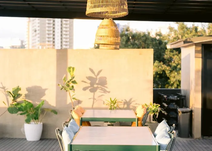 Canopy Agutaya Bgc Hotel